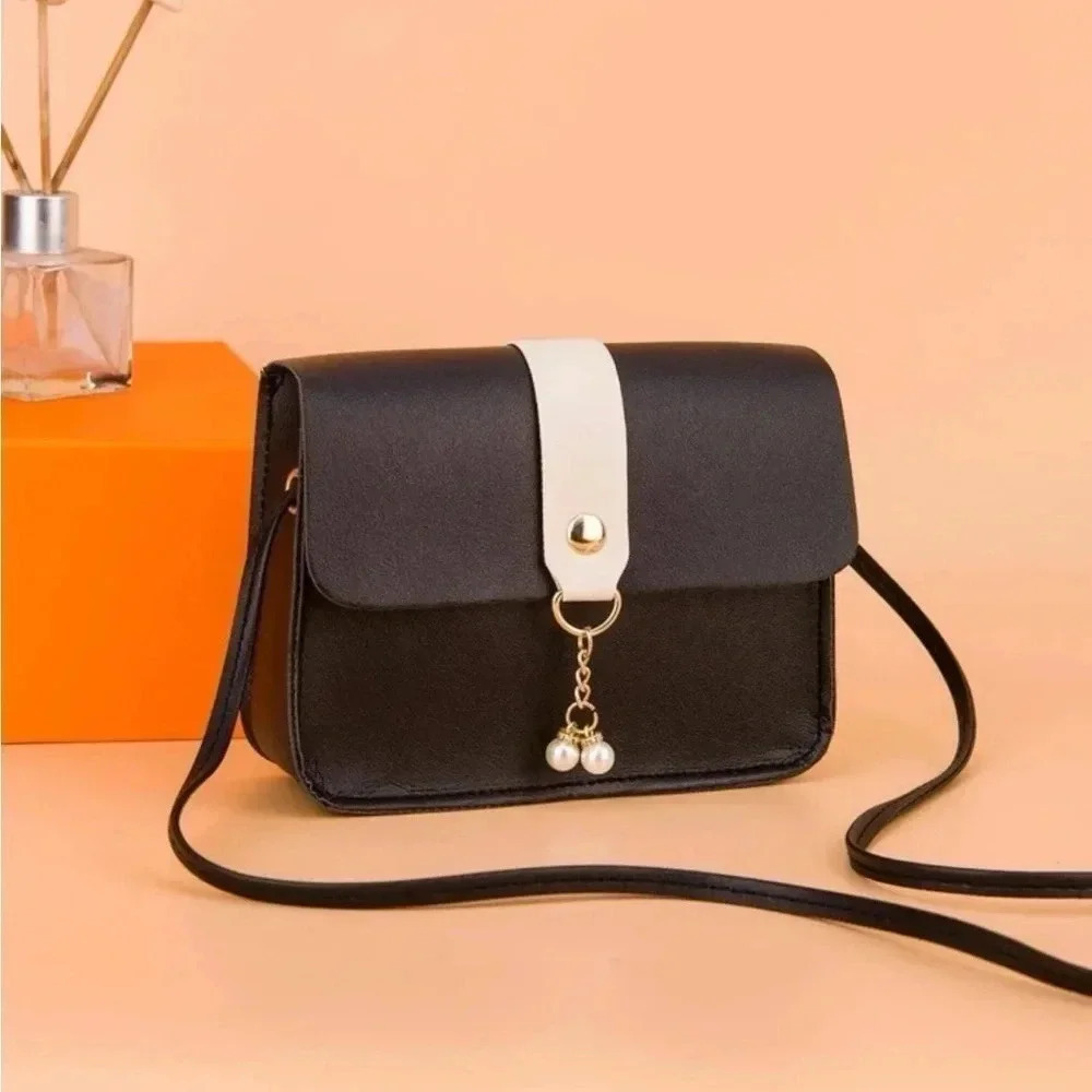 ⚠️Clearance Black And White Color Block Square Crossbody Bag - Picture 3 of 7